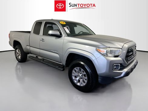 Used 2018 Toyota Tacoma SR RWD image 1