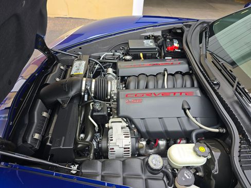 Used 2007 Chevrolet Corvette Coupe w/ Preferred Equipment Group RWD image 31