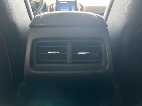 Used 2024 Ford Edge Titanium AWD/4WD image 34