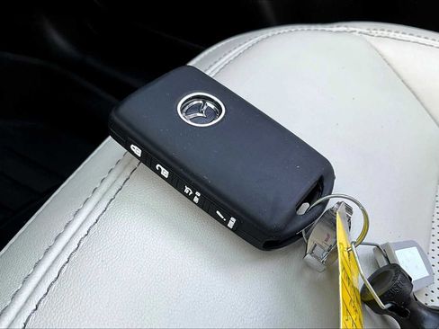 Used 2024 MAZDA CX-5 AWD 2.5 S w/ Premium Package image 27