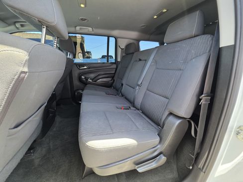 Used 2018 GMC Yukon XL SLE w/ Convenience Package image 19