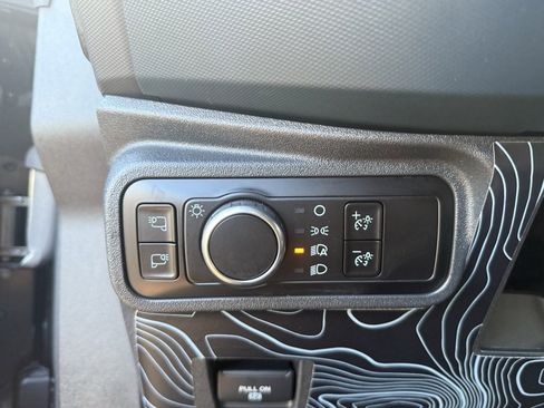 Used 2024 Ford Bronco Outer Banks image 18