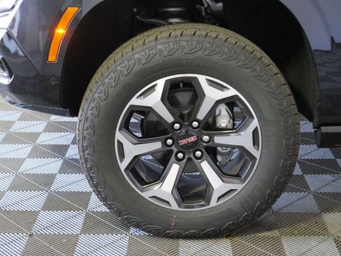 New 2026 GMC Yukon AT4 Ultimate AWD/4WD image 11