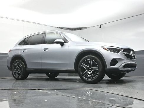 Used 2026 Mercedes-Benz GLC 300 image 41