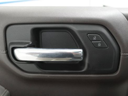 Used 2022 Chevrolet Silverado 1500 LT w/ Texas Edition Plus RWD image 11