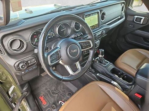 Used 2021 Jeep Wrangler Unlimited Sahara w/ Cold Weather Group AWD/4WD image 12