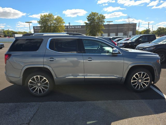 Used 2021 GMC Acadia Denali w/ Denali Technology Package FWD image 5