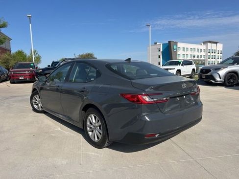 Used 2025 Toyota Camry LE image 6