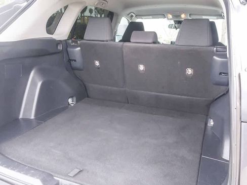 Used 2019 Toyota RAV4 LE FWD image 24