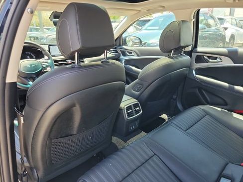 Certified 2026 Genesis G70 2.5T Prestige RWD image 8
