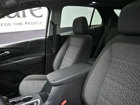 Used 2024 Chevrolet Equinox LT image 16