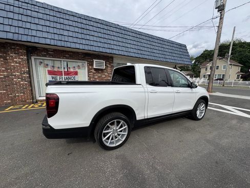 Used 2019 Honda Ridgeline Sport image 9