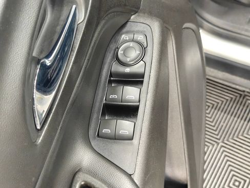 Used 2019 Chevrolet Equinox LT AWD/4WD image 42
