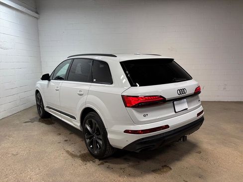 Used 2025 Audi Q7 3.0T Prestige image 9