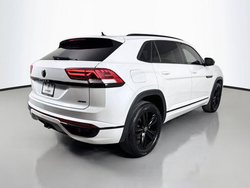 Used 2023 Volkswagen Atlas Cross Sport SEL R-Line AWD/4WD image 5