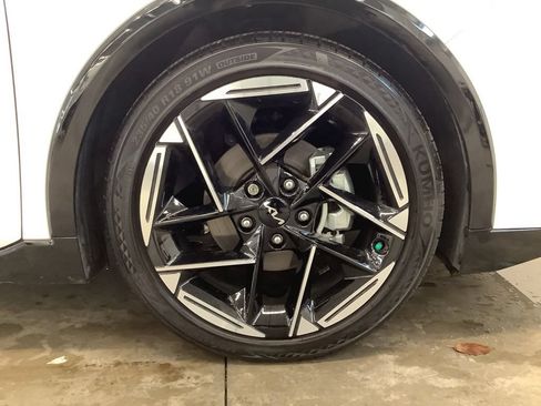 Certified 2025 Kia K4 GT-Line w/ GT-Line Premium Package FWD image 29