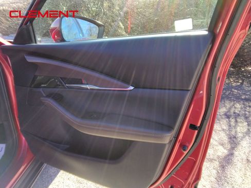 Used 2021 MAZDA CX-30 FWD 2.5 S w/ Premium Package image 33