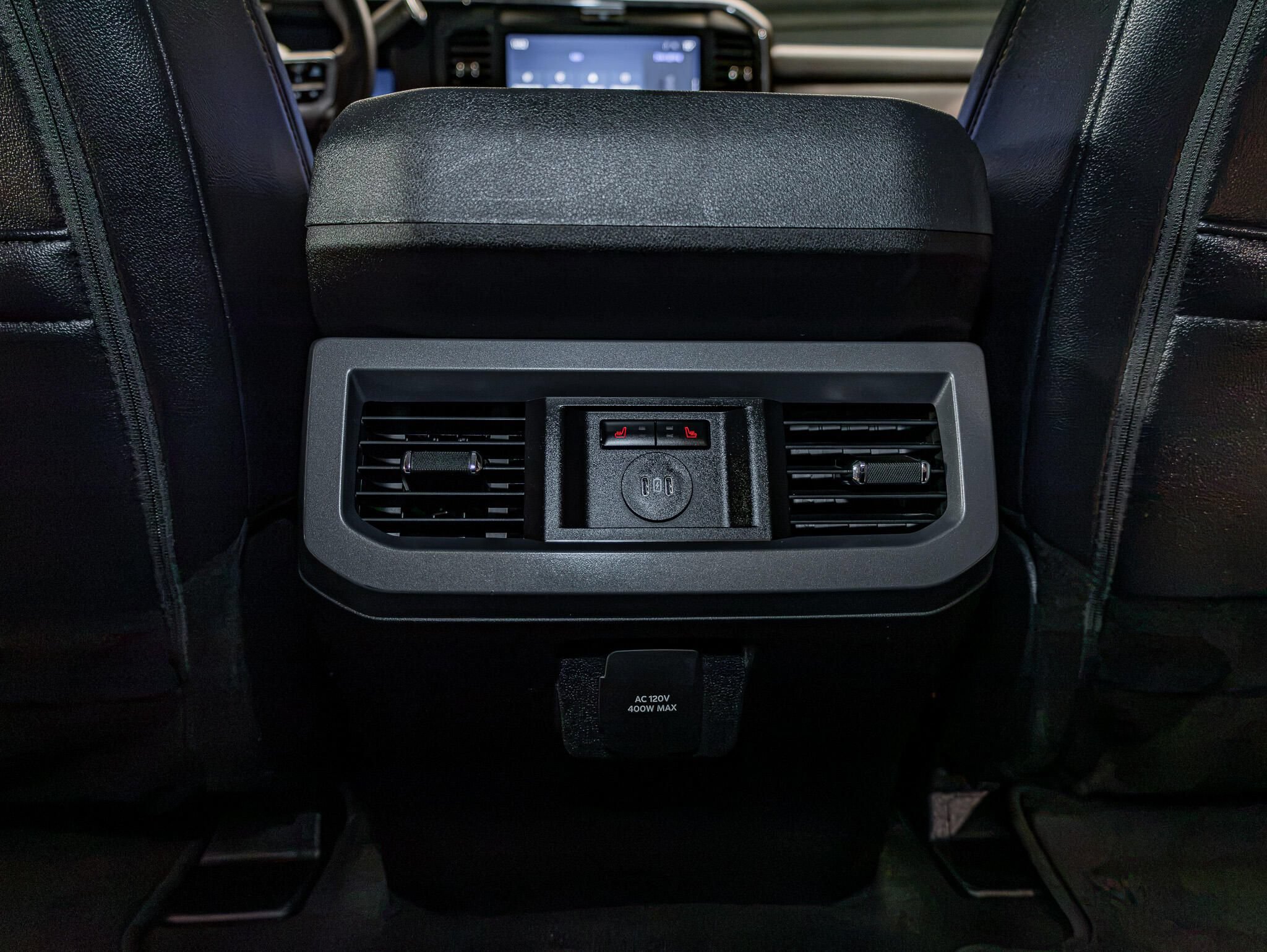Used 2025 Ford F250 Lariat AWD/4WD image 29