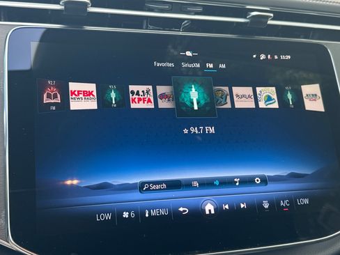 New 2026 Mercedes-Benz E 350 4MATIC Sedan image 17