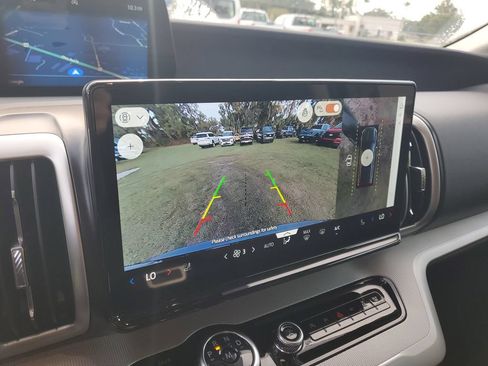 New 2025 Ford Expedition Active RWD image 17