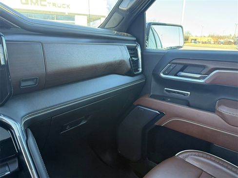 Certified 2025 GMC Sierra 1500 Denali Ultimate image 27