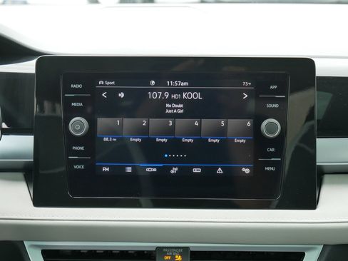 New 2026 Volkswagen Taos SE AWD/4WD image 10