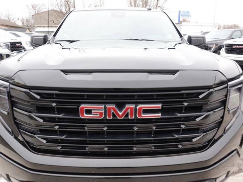 Used 2024 GMC Sierra 1500 Elevation AWD/4WD image 8