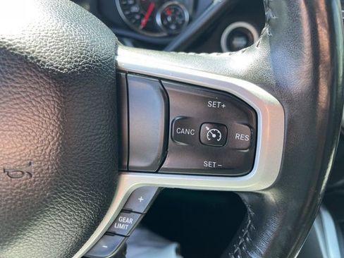 Used 2024 RAM 2500 Big Horn w/ Off Road Package AWD/4WD image 31