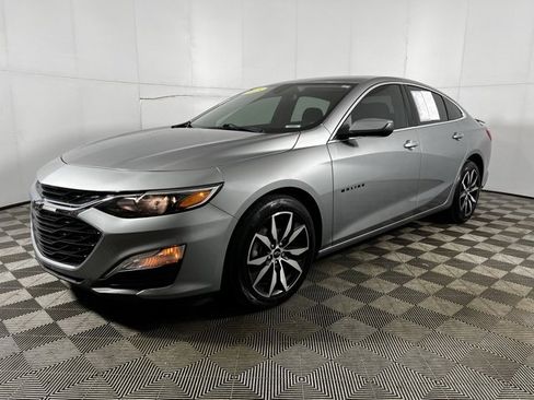 Used 2025 Chevrolet Malibu RS image 28