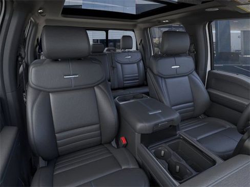New 2026 Ford F450 Platinum w/ FX4 Off-Road Package image 10