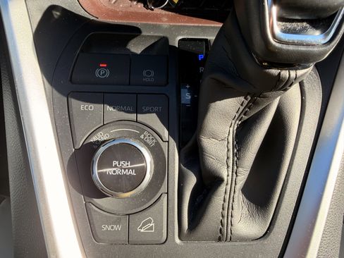 Used 2021 Toyota RAV4 Limited w/ Limited Grade Weather Package image 21