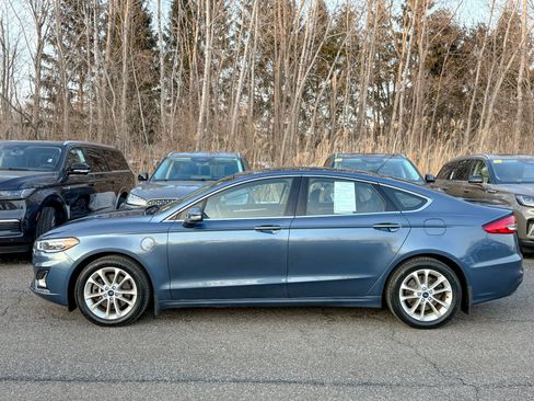 Used 2019 Ford Fusion Energi Titanium image 8