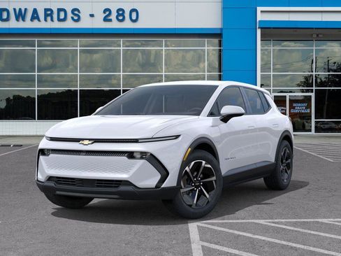 New 2026 Chevrolet Equinox EV LT image 6