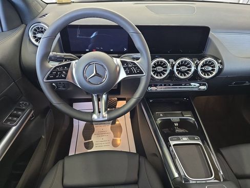 New 2026 Mercedes-Benz GLA 250 4MATIC image 17