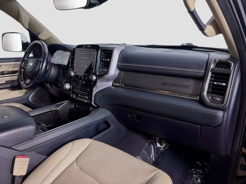 Used 2019 RAM 1500 Limited AWD/4WD image 39