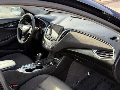 Used 2019 Chevrolet Malibu LT image 20
