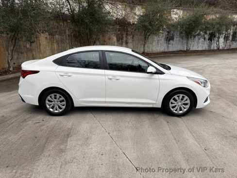 Used 2019 Hyundai Accent SE image 4