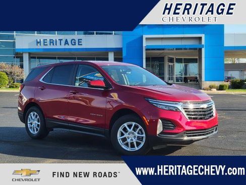 Used 2024 Chevrolet Equinox LT AWD/4WD image 1