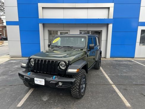 Used 2023 Jeep Wrangler Unlimited w/ Cold Weather Group image 2