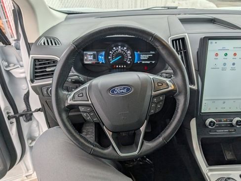Used 2023 Ford Edge SEL image 10