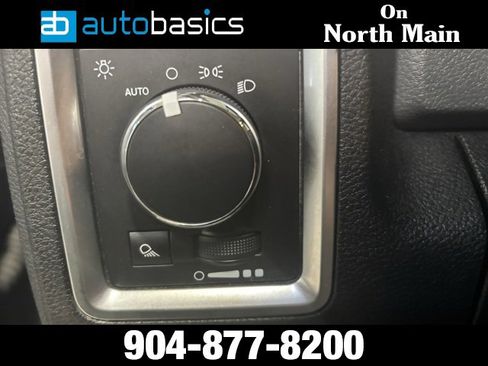 Used 2016 RAM 1500 Classic SLT image 28