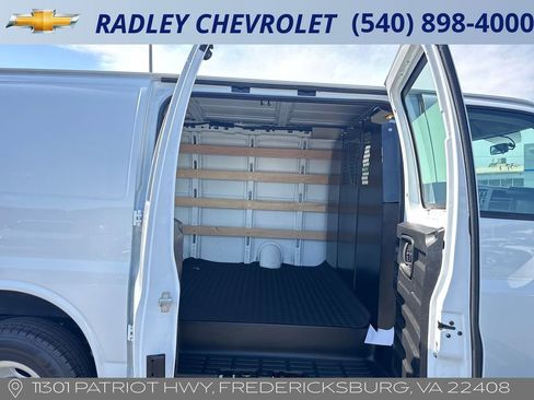 Used 2024 GMC Savana 2500 w/ Driver Convenience Package RWD image 10