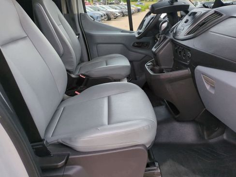 Used 2017 Ford Transit 150 image 18