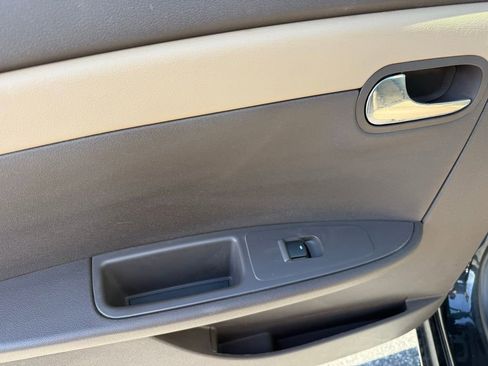 Used 2009 Chevrolet Malibu LT w/ HFV6 Engine Package image 31