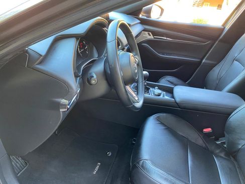 Used 2021 MAZDA MAZDA3 s FWD image 31