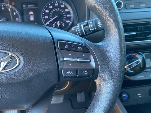 Used 2023 Hyundai Kona SEL image 24