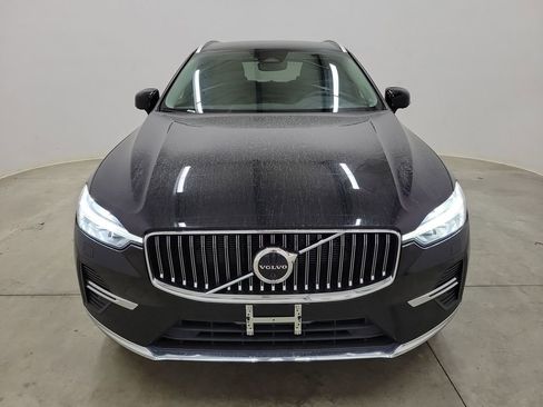 Certified 2023 Volvo XC60 B5 Plus w/ Climate Package image 2