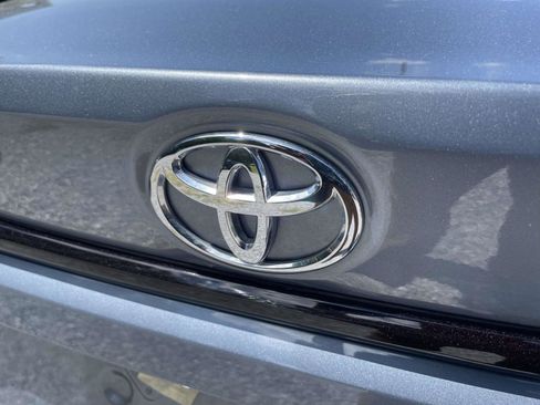 Used 2025 Toyota Corolla LE image 11