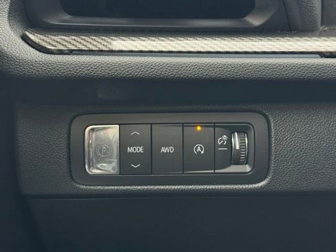 Used 2025 Chevrolet Traverse High Country w/ LPO, Floor Liner Package image 32