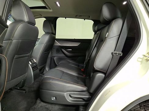 Used 2024 MAZDA CX-90 3.3 Turbo w/ Preferred Package AWD/4WD image 10